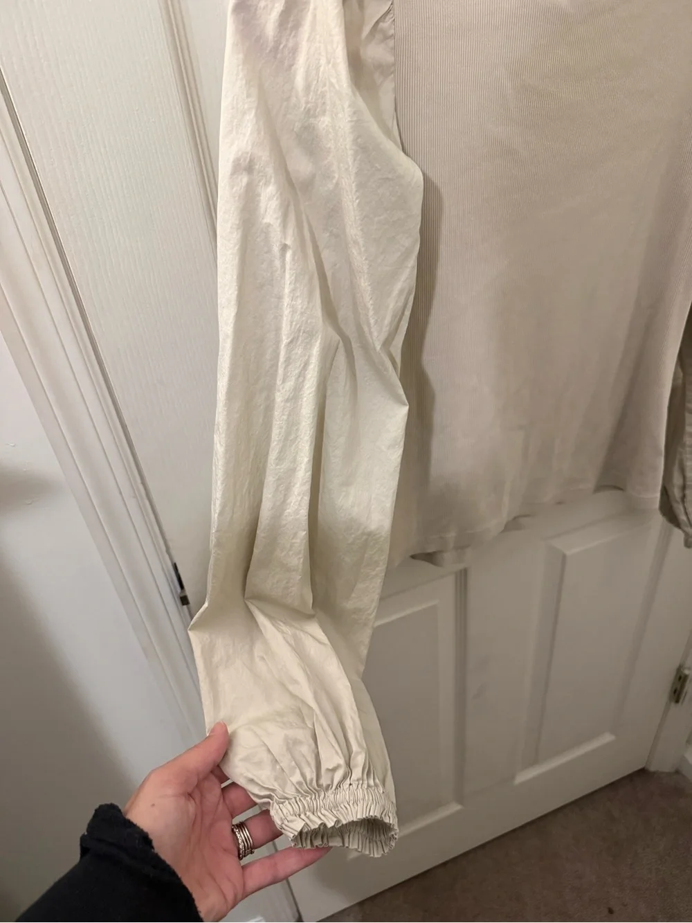 Old Navy Cream Scoop Neck Puff Sleeve Top